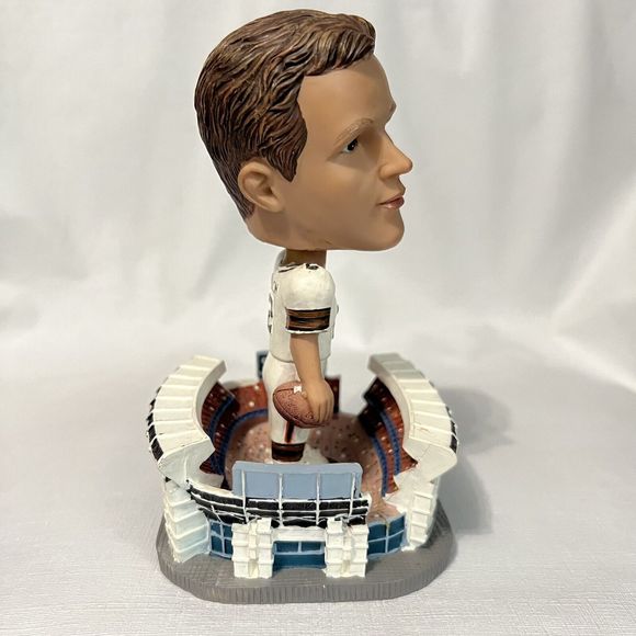 Tim Couch Cleveland Browns Stadium Bobbing Head Bobblehead 2002 - Picture 5 of 9